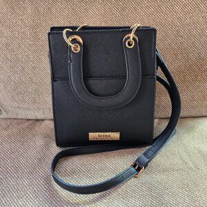 Trina Turk small crossbody bag black gold !!!Read Description!!!